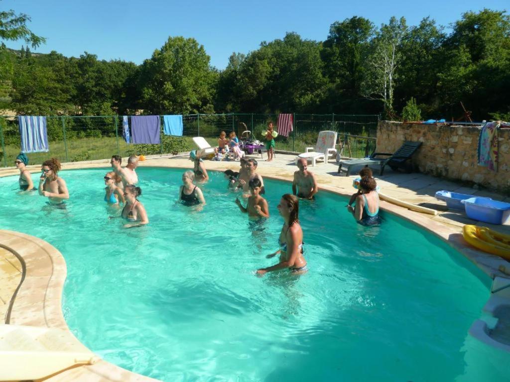 Le Val Leron Bed & Breakfast Valaurie Exterior foto