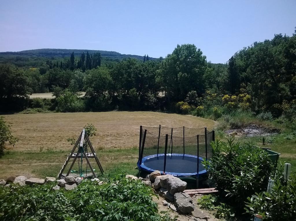 Le Val Leron Bed & Breakfast Valaurie Exterior foto