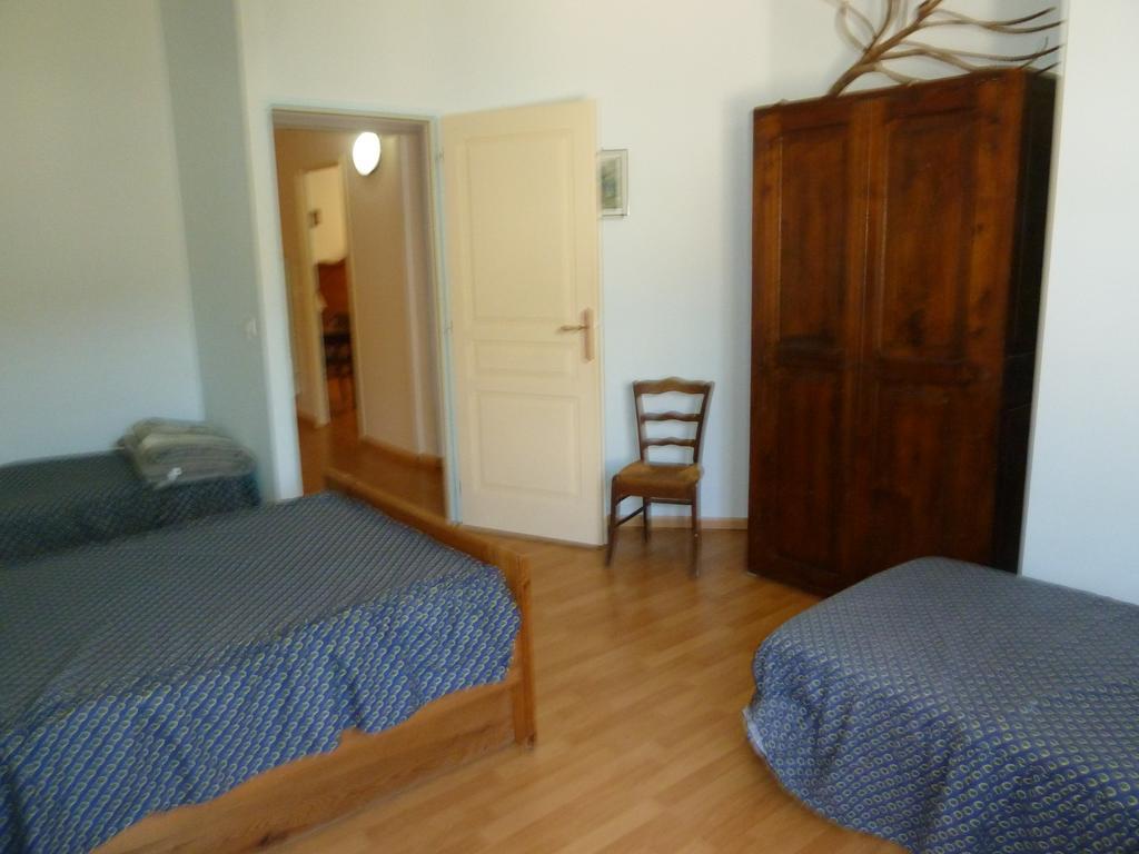Le Val Leron Bed & Breakfast Valaurie Exterior foto