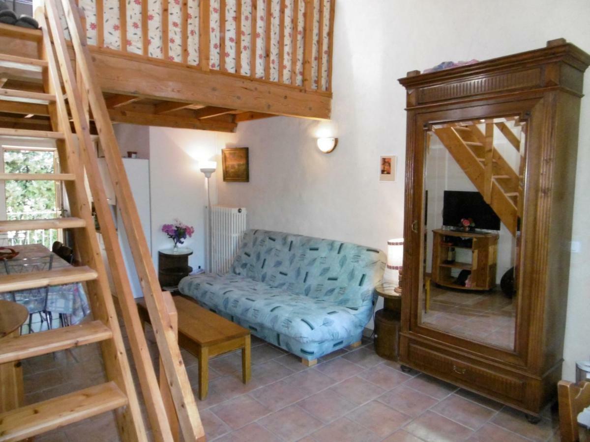 Le Val Leron Bed & Breakfast Valaurie Exterior foto