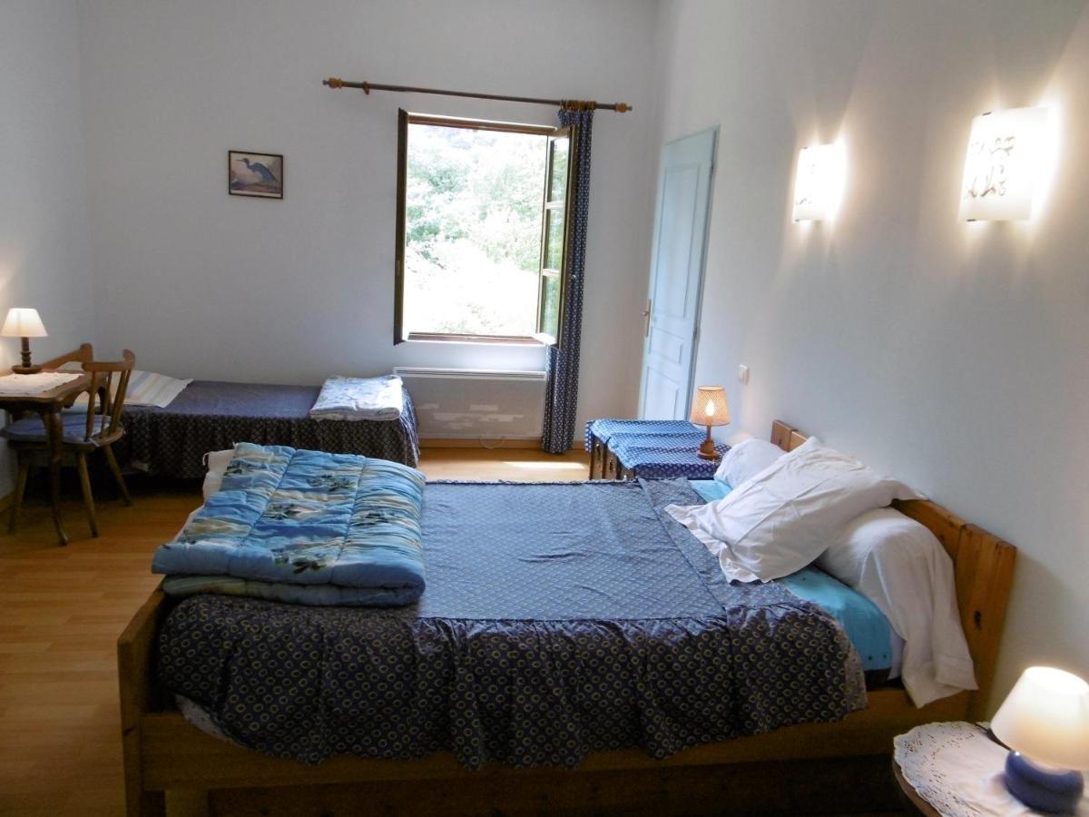 Le Val Leron Bed & Breakfast Valaurie Exterior foto