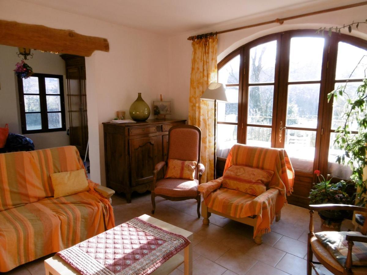 Le Val Leron Bed & Breakfast Valaurie Exterior foto