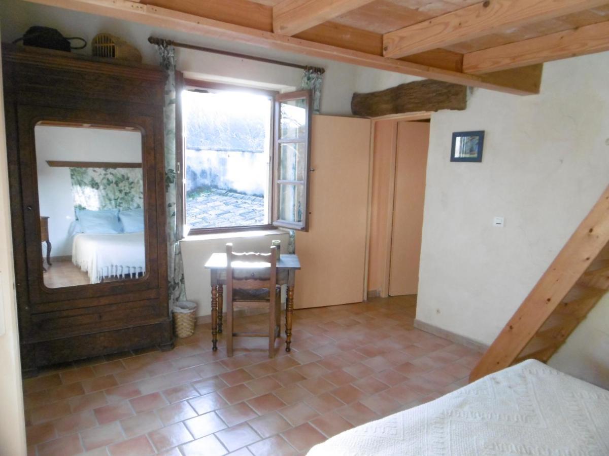 Le Val Leron Bed & Breakfast Valaurie Exterior foto